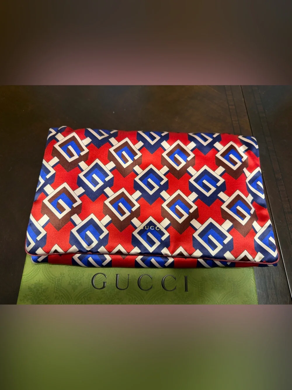 New Gucci Geometric G Logo Neck Pillow Travel Accessories Red Blue
